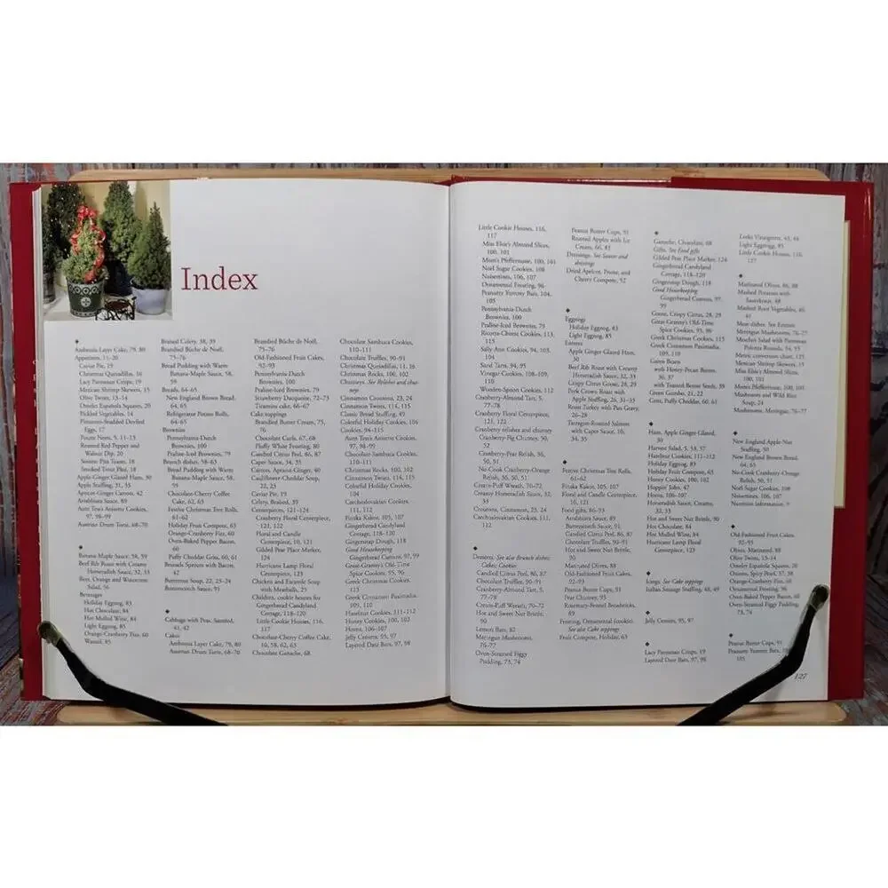 Good Housekeeping A Very Merry‎ Christmas Cookbook